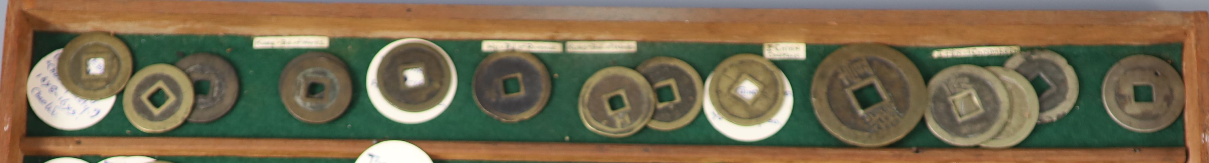 China, 115 bronze round coins, late Ming dynasty and post Ming rebels, (1620-1678)